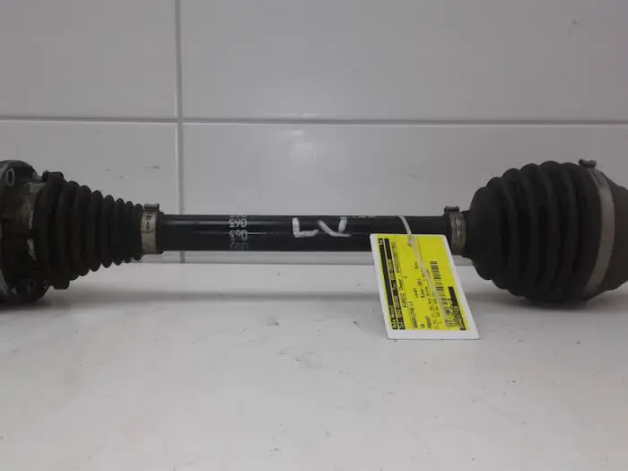 Front drive shaft, left Volkswagen Passat