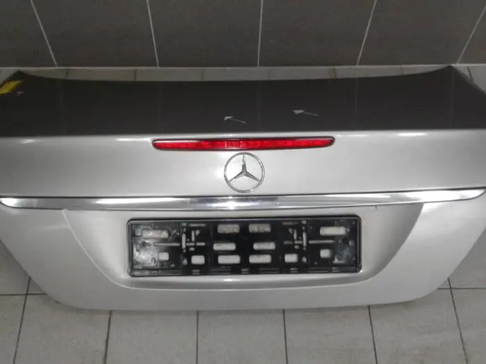 Tailgate Mercedes E-Klasse 02-