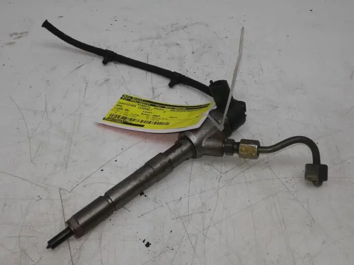 Injector (diesel) Opel Tigra