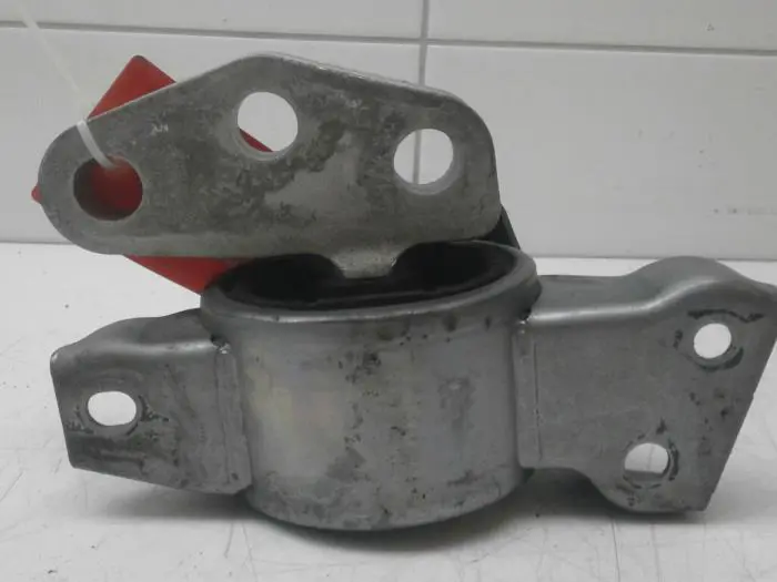 Engine mount Opel Corsa