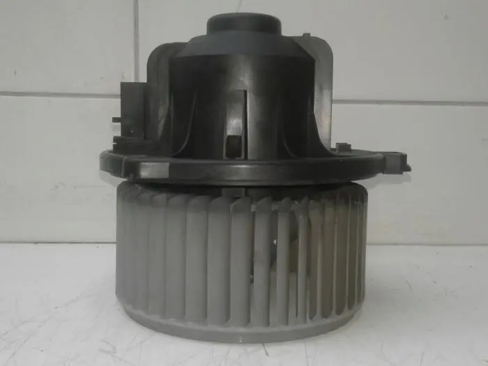 Heating and ventilation fan motor Landrover Discovery