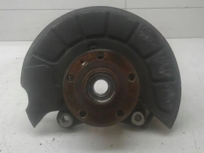 Knuckle, front left Volkswagen Passat