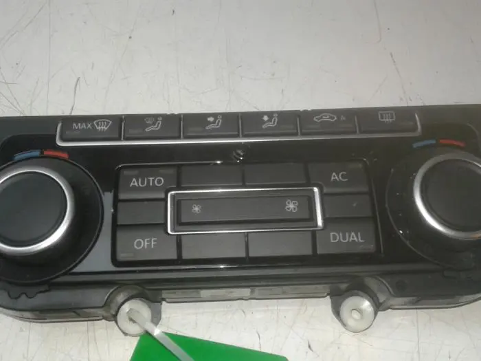 Heater control panel Volkswagen Passat