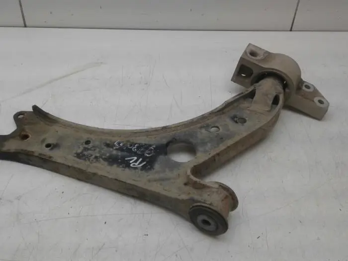 Front wishbone, right Volkswagen Caddy