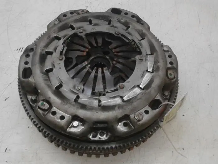 Flywheel Mercedes CLA