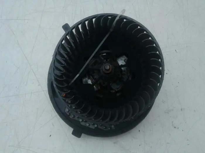 Heating and ventilation fan motor Volkswagen Scirocco