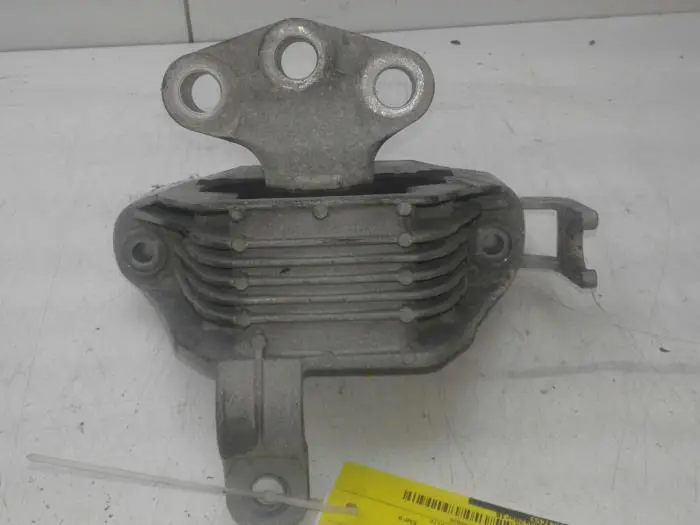 Engine mount Opel Astra