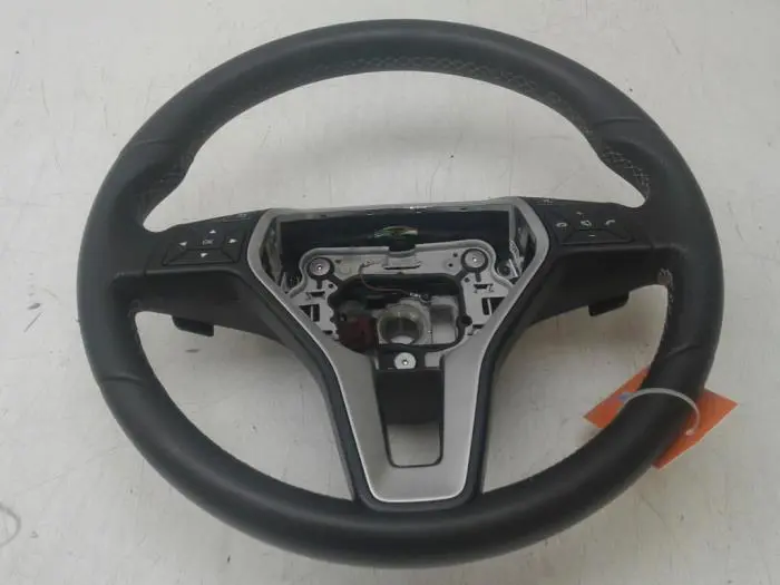 Steering wheel Mercedes GLA