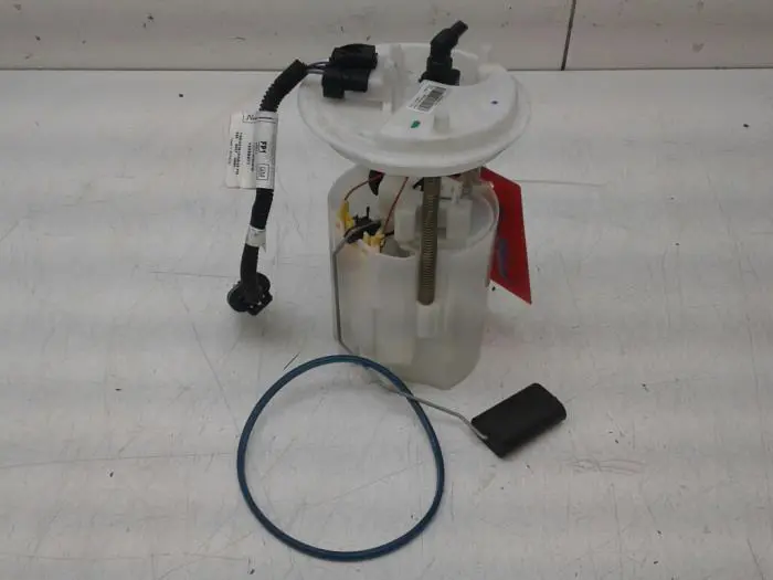 Electric fuel pump Opel Corsa