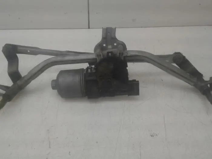 Front wiper motor Peugeot 207