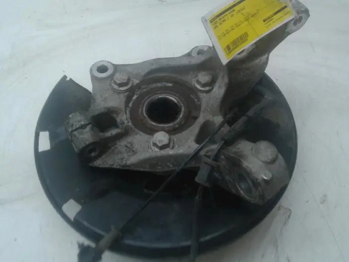 Knuckle, front right Opel Astra