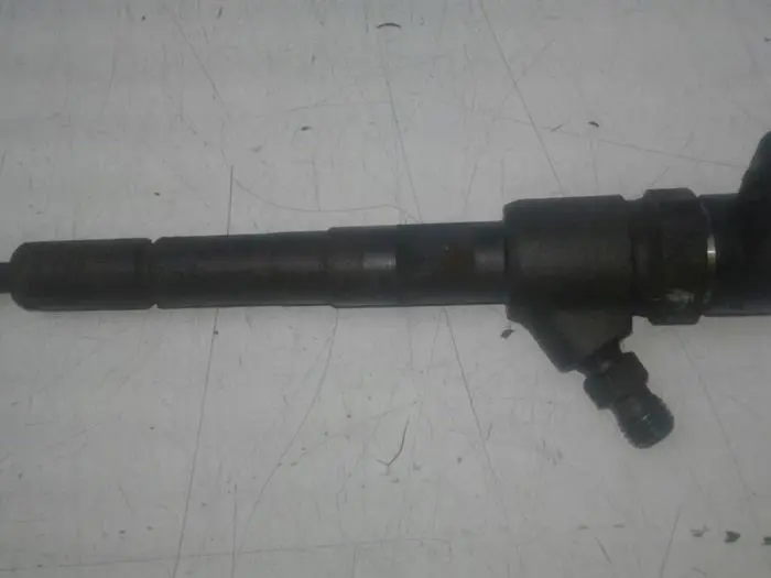 Injector (diesel) Opel Corsa D 07-