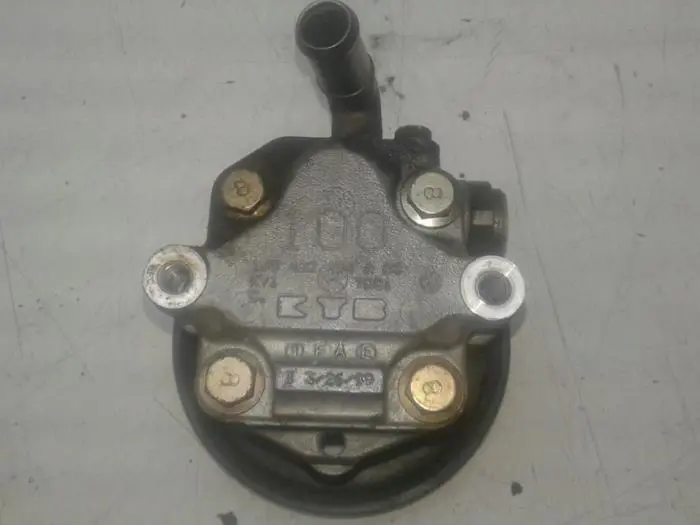 Power steering pump Volkswagen Golf