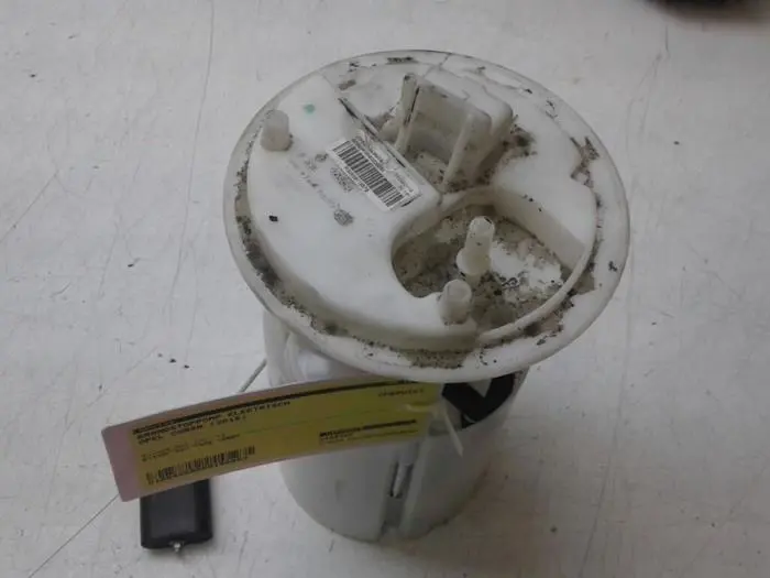 Electric fuel pump Opel Corsa