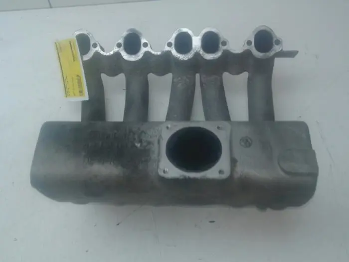 Intake manifold Volkswagen LT