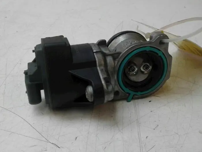 EGR valve Mercedes GLA