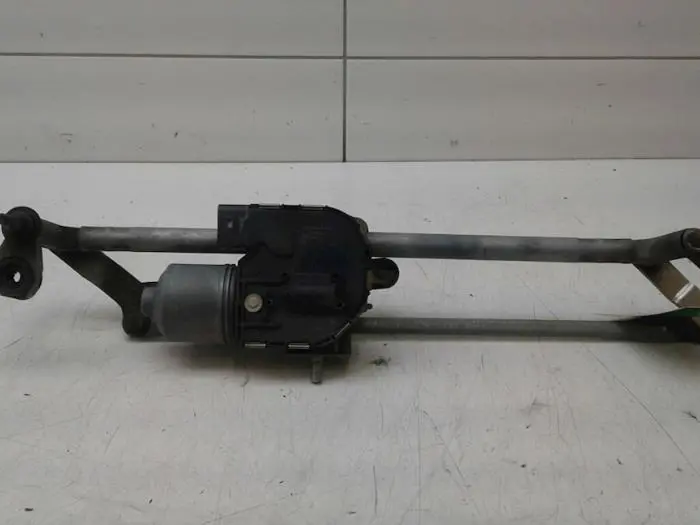 Front wiper motor Volkswagen Golf