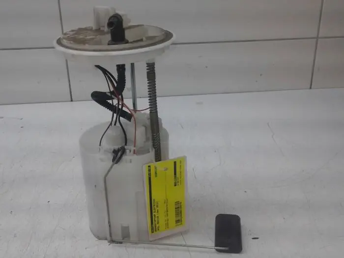 Electric fuel pump Opel Meriva