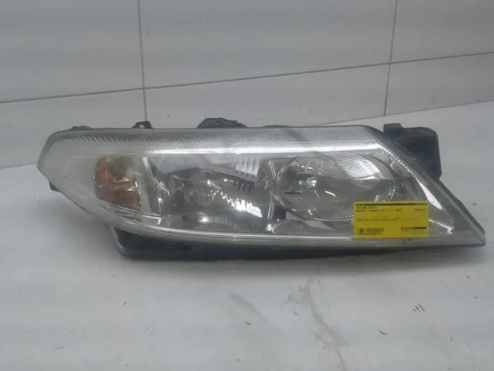 Headlight, right Renault Laguna