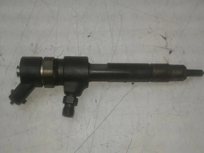 Injector (diesel) Opel Zafira