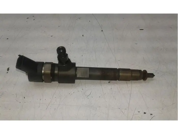 Injector (diesel) Opel Zafira B