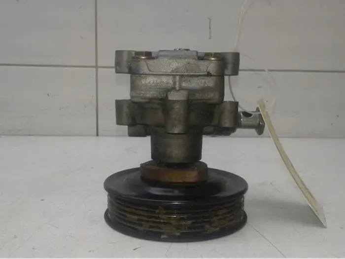 Power steering pump Volkswagen Golf