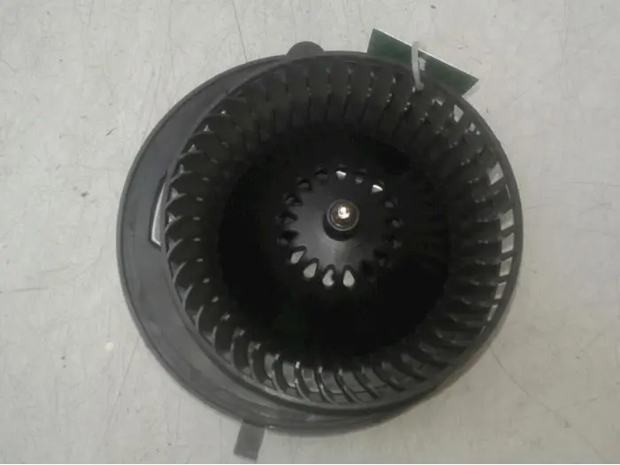 Heating and ventilation fan motor Volkswagen Golf