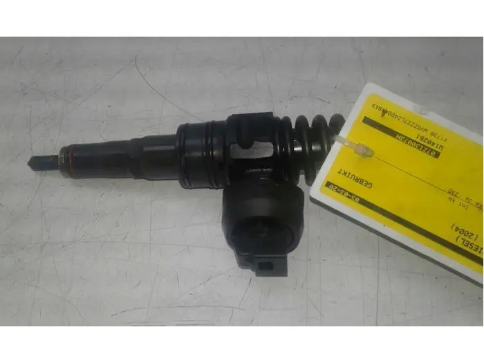 Injector (diesel) Volkswagen Touareg 02-