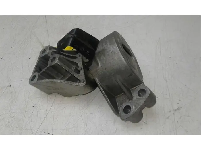 Engine mount Fiat Doblo