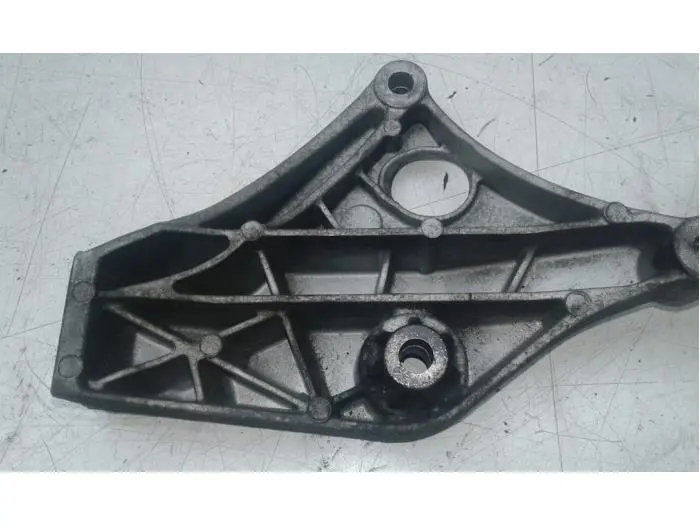 Engine mount BMW 3-Serie