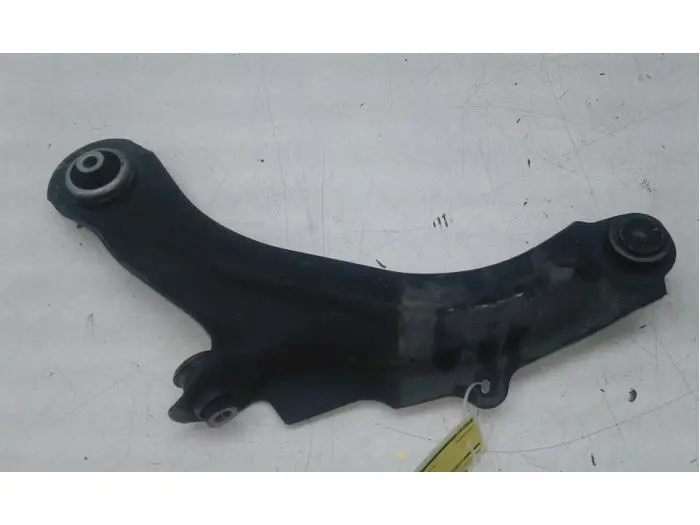 Front wishbone, right Renault Captur