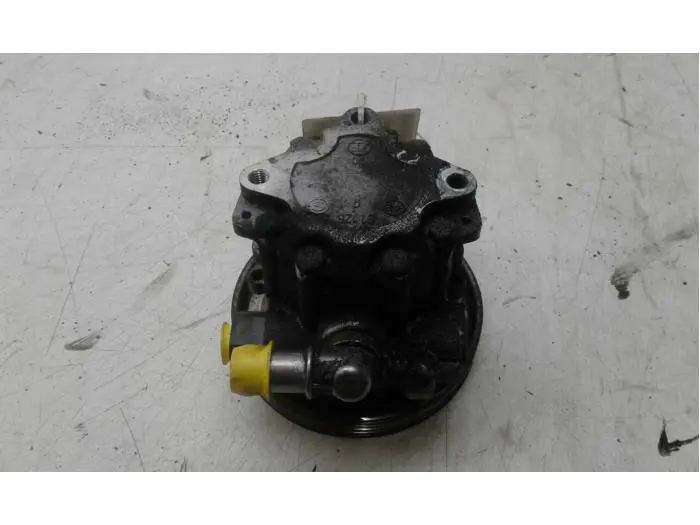 Power steering pump Peugeot 807