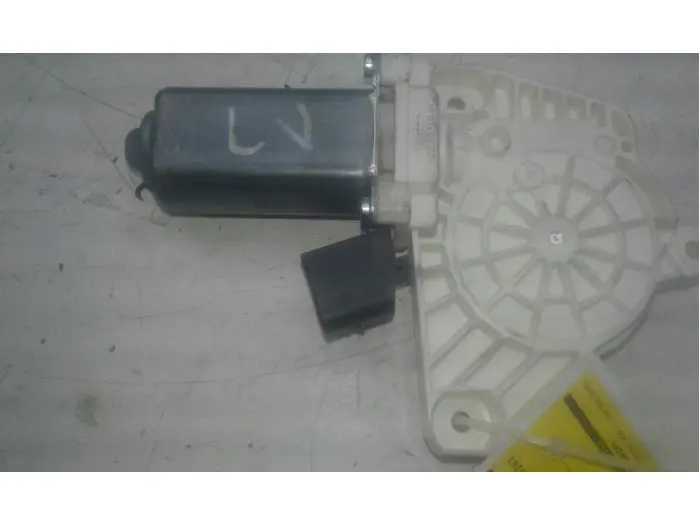 Door window motor Mercedes CLA