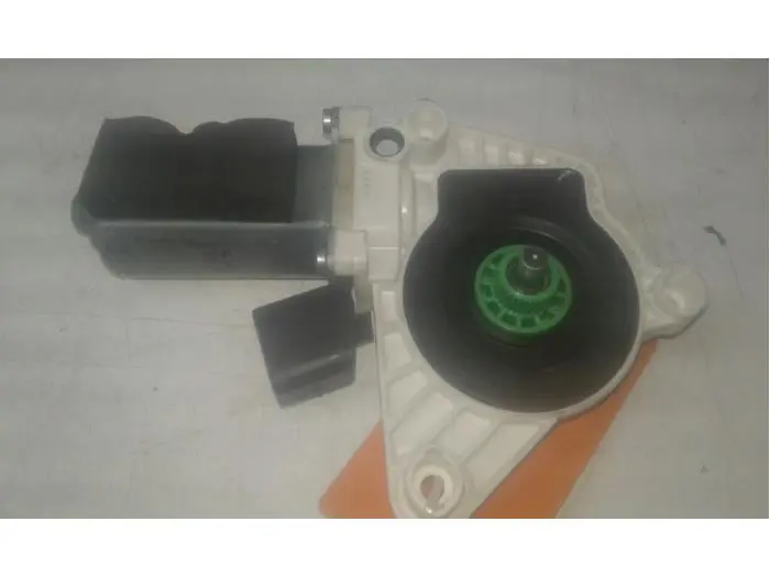 Door window motor Mercedes CLA