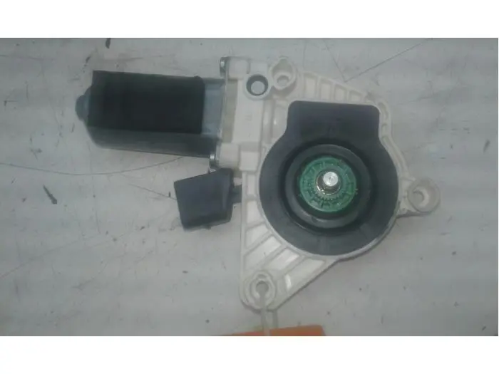 Door window motor Mercedes CLA