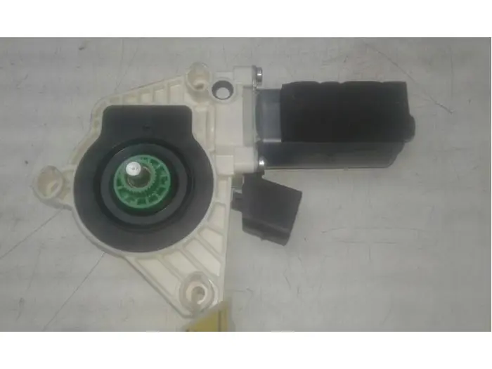 Door window motor Mercedes CLA