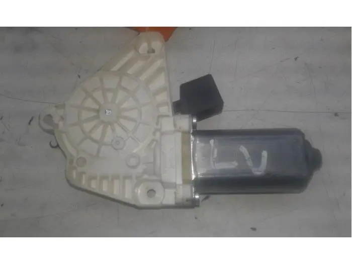 Door window motor Mercedes CLA