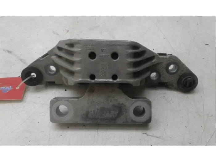 Engine mount Opel Astra