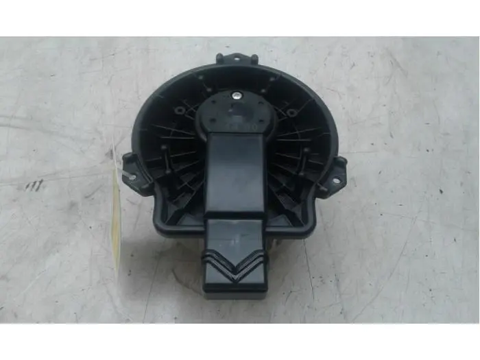 Heating and ventilation fan motor Suzuki SX-4