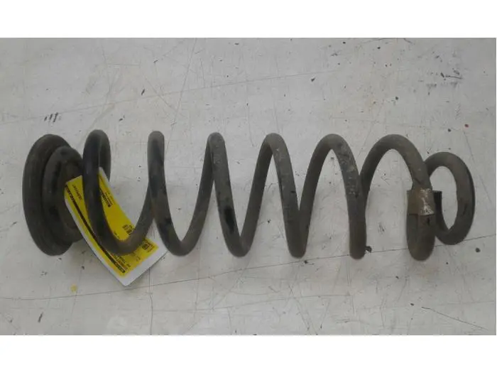 Rear coil spring Volkswagen Touran