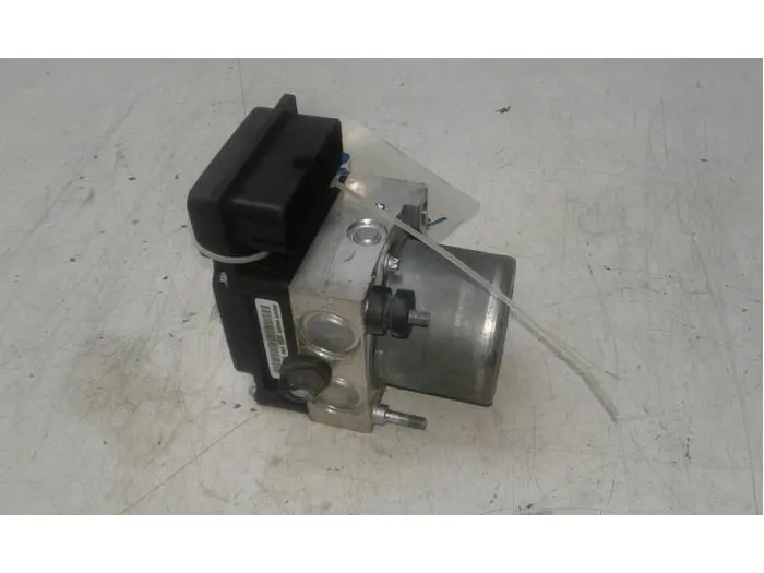 ABS pump Peugeot 308