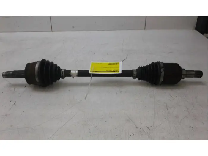 Front drive shaft, left Fiat 500L