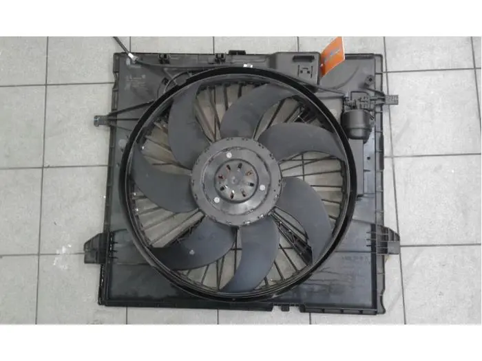 Fan motor Mercedes GLE