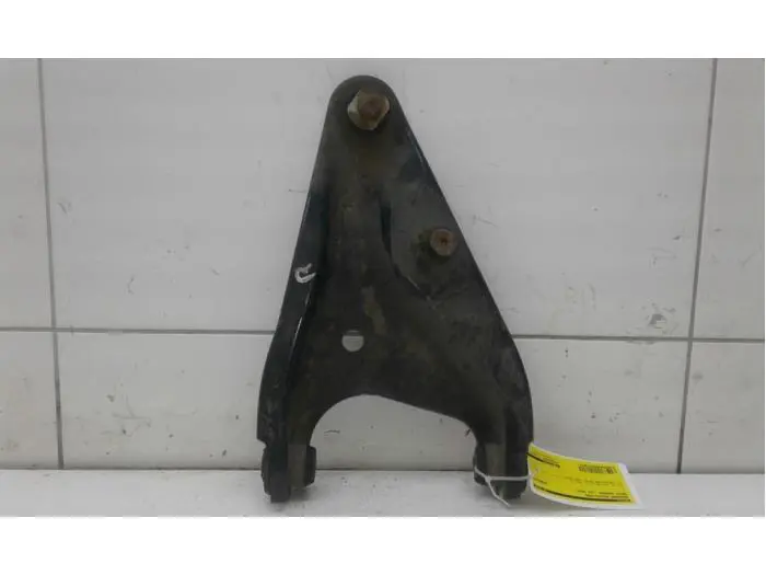 Front wishbone, right Dacia Sandero