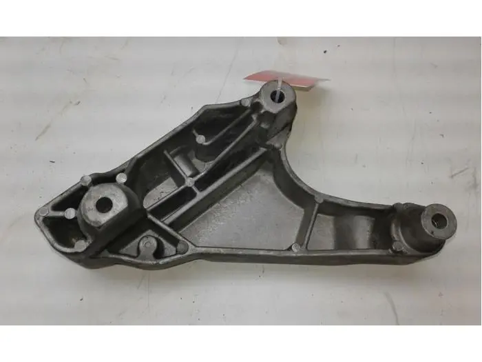 Engine mount Opel Karl