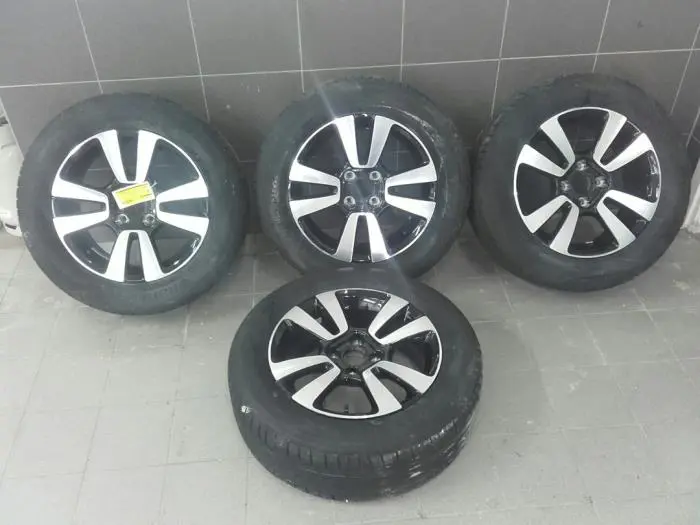 Set of sports wheels Citroen C3 Aircross