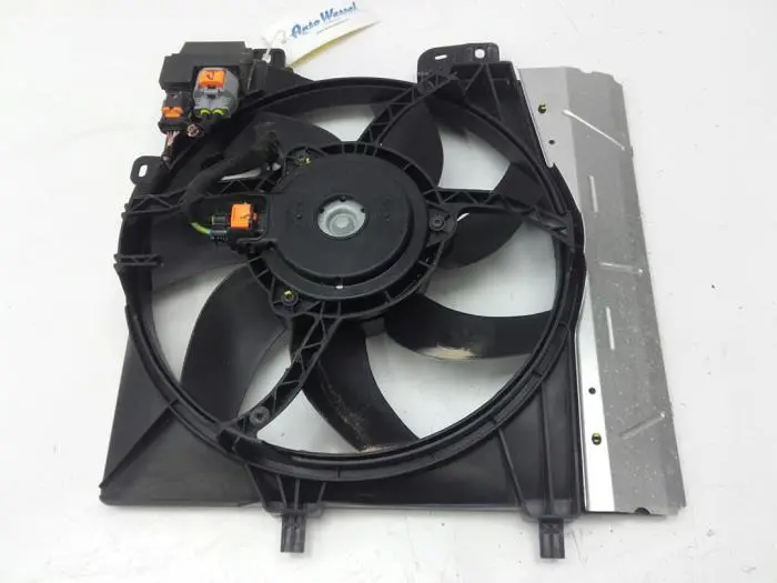 Fan motor Peugeot 2008