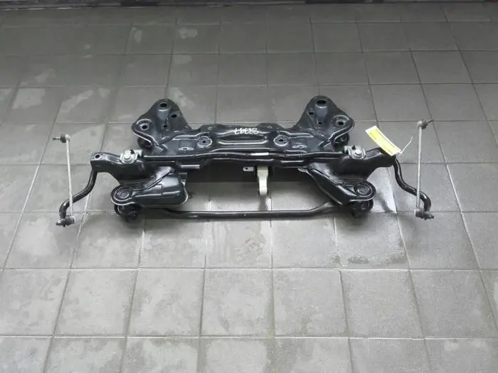 Subframe Peugeot 2008