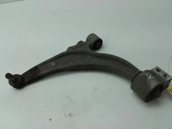 Front wishbone, left Chevrolet Cruze