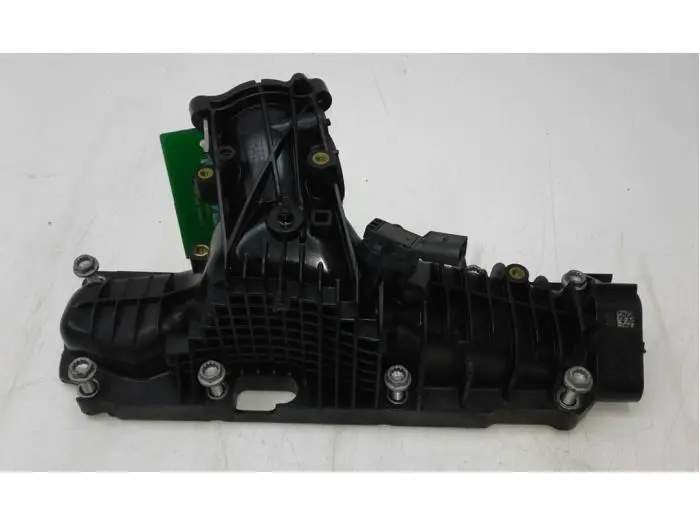 Intake manifold Opel Vivaro